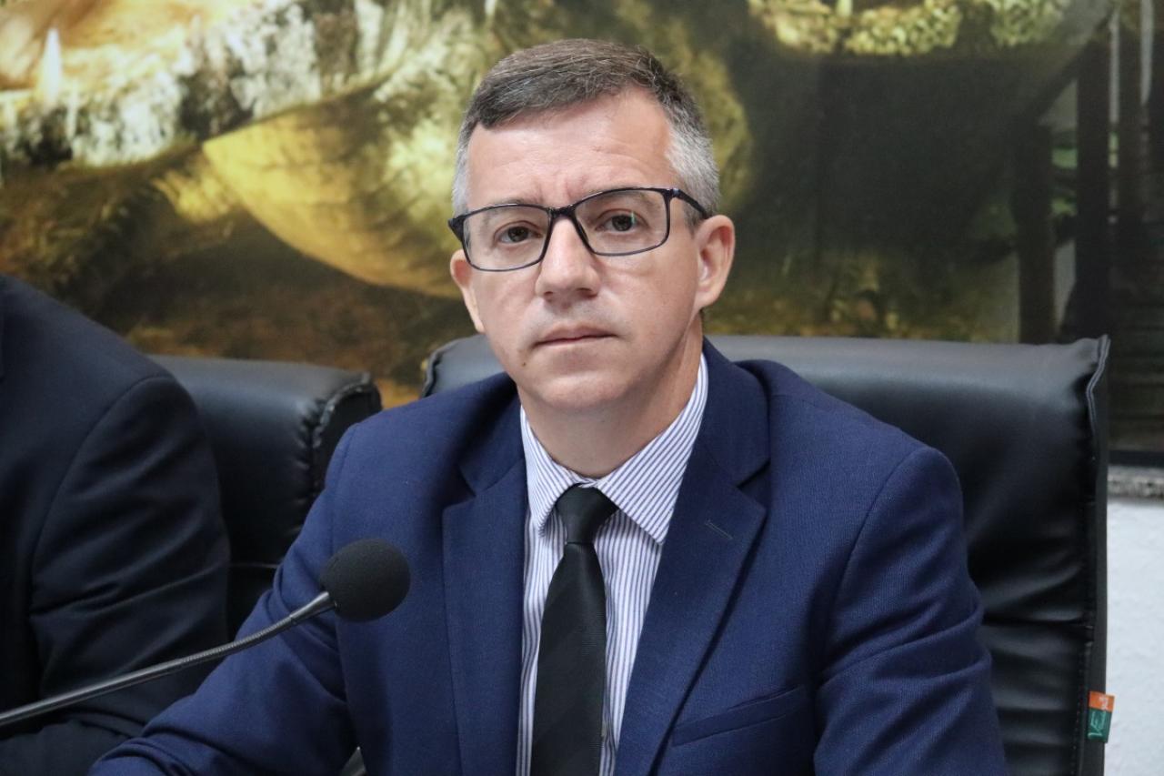 Internet/Elielton Blasius