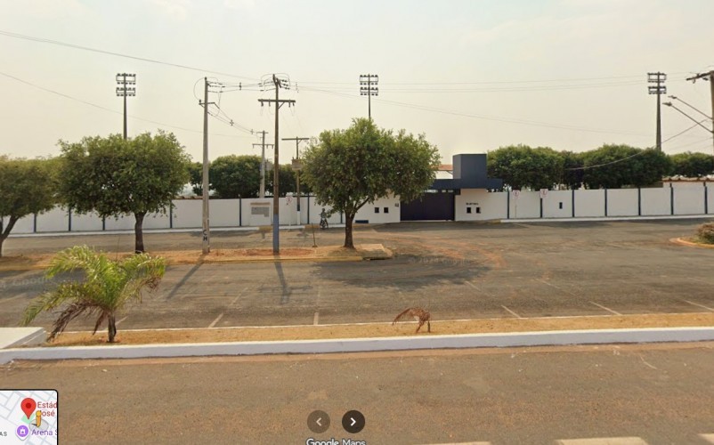 Vereador indica sinalização no estacionamento do Estádio Egídio José Preima para evitar acidentes