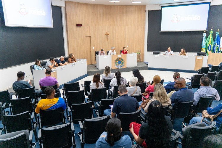 Câmara Municipal recebe reivindicações por melhorias no transporte escolar e na carga horária dos ACS e ACE